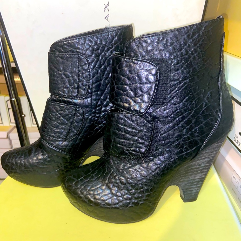 Women’s bootie